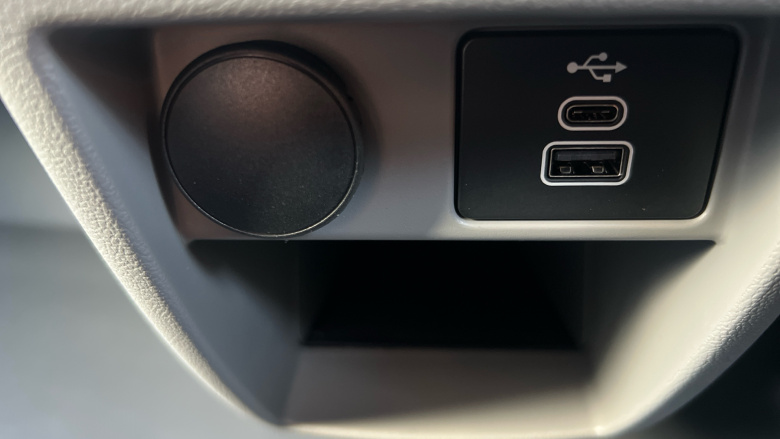 Ford Transit Custom 280 L2 Diesel Fwd 2.0 EcoBlue 136ps H1 Van Limited